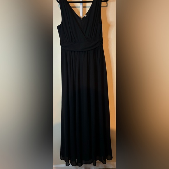 Lulus Dress-Thoughts of Hue Black Surplice Maxi - Picture 8 of 16